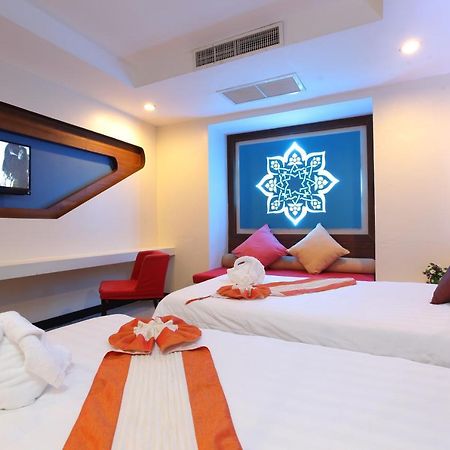 فندق ذا رويال بالم بيتشفرونت Patong المظهر الخارجي الصورة